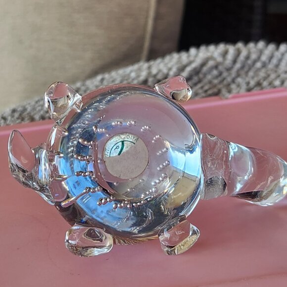 Vintage Turtle Glass Paperweight with Controlled Bubbles - Picture 4 of 4